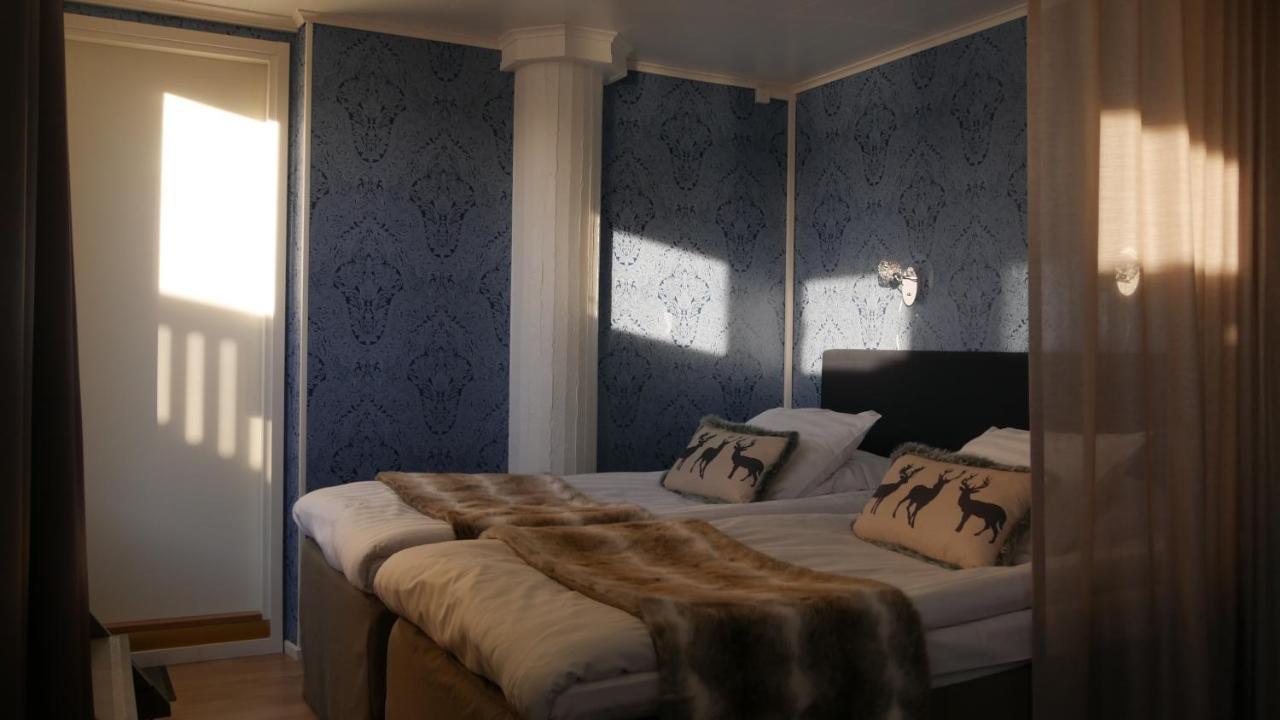 רובניימי Hotel Golden Circle Suites מראה חיצוני תמונה