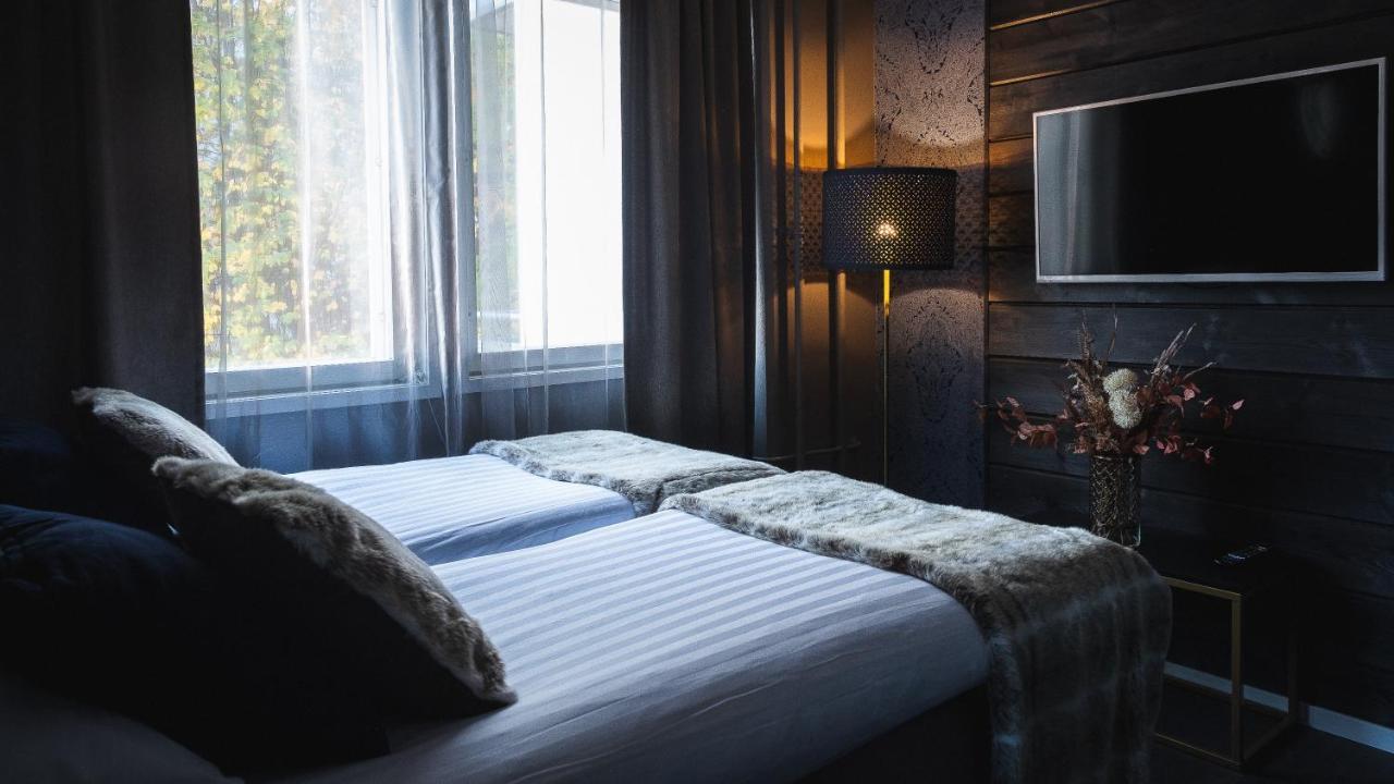 רובניימי Hotel Golden Circle Suites מראה חיצוני תמונה