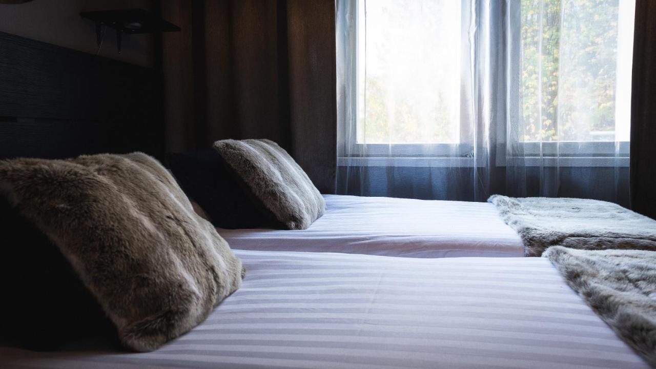 רובניימי Hotel Golden Circle Suites מראה חיצוני תמונה