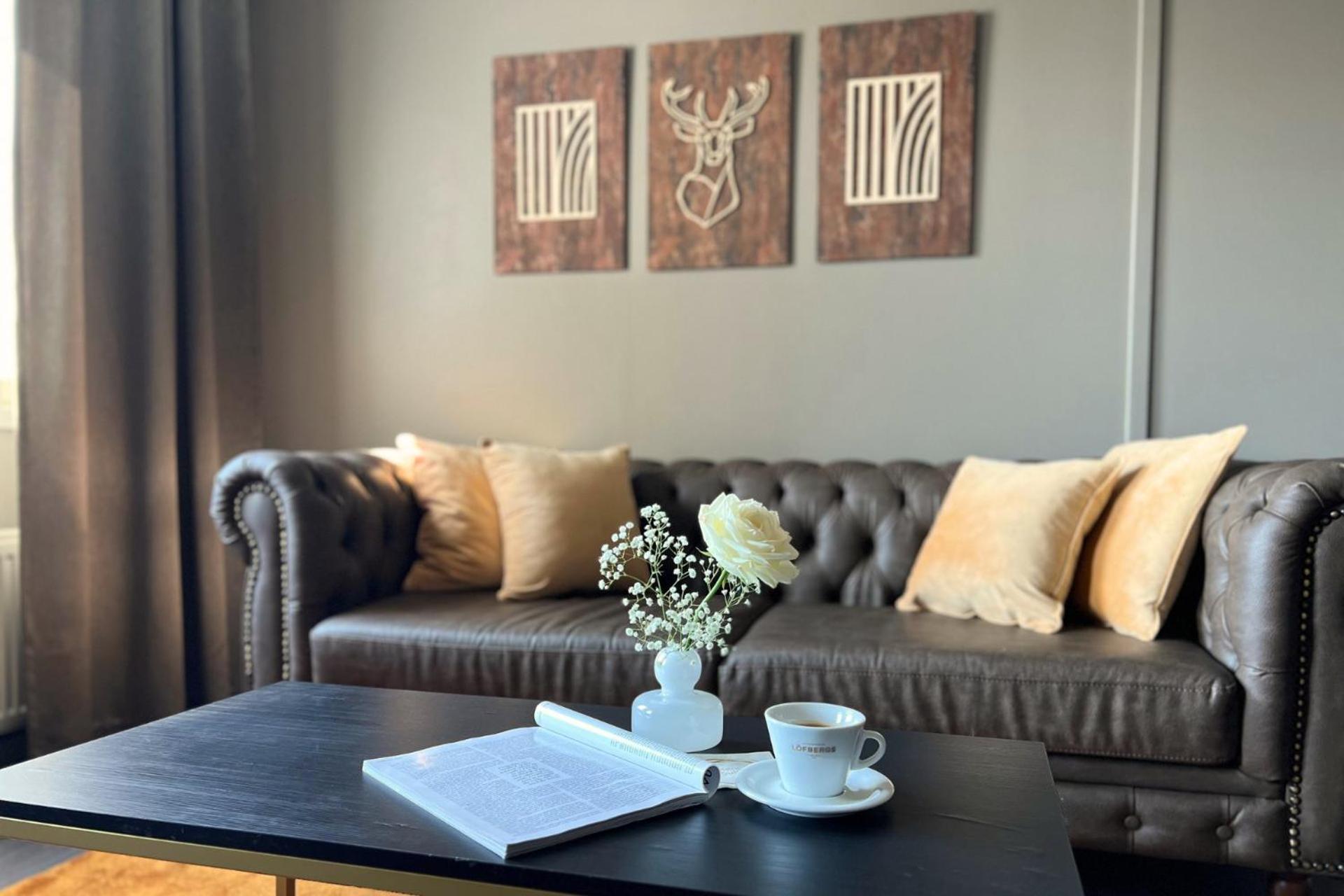 רובניימי Hotel Golden Circle Suites מראה חיצוני תמונה