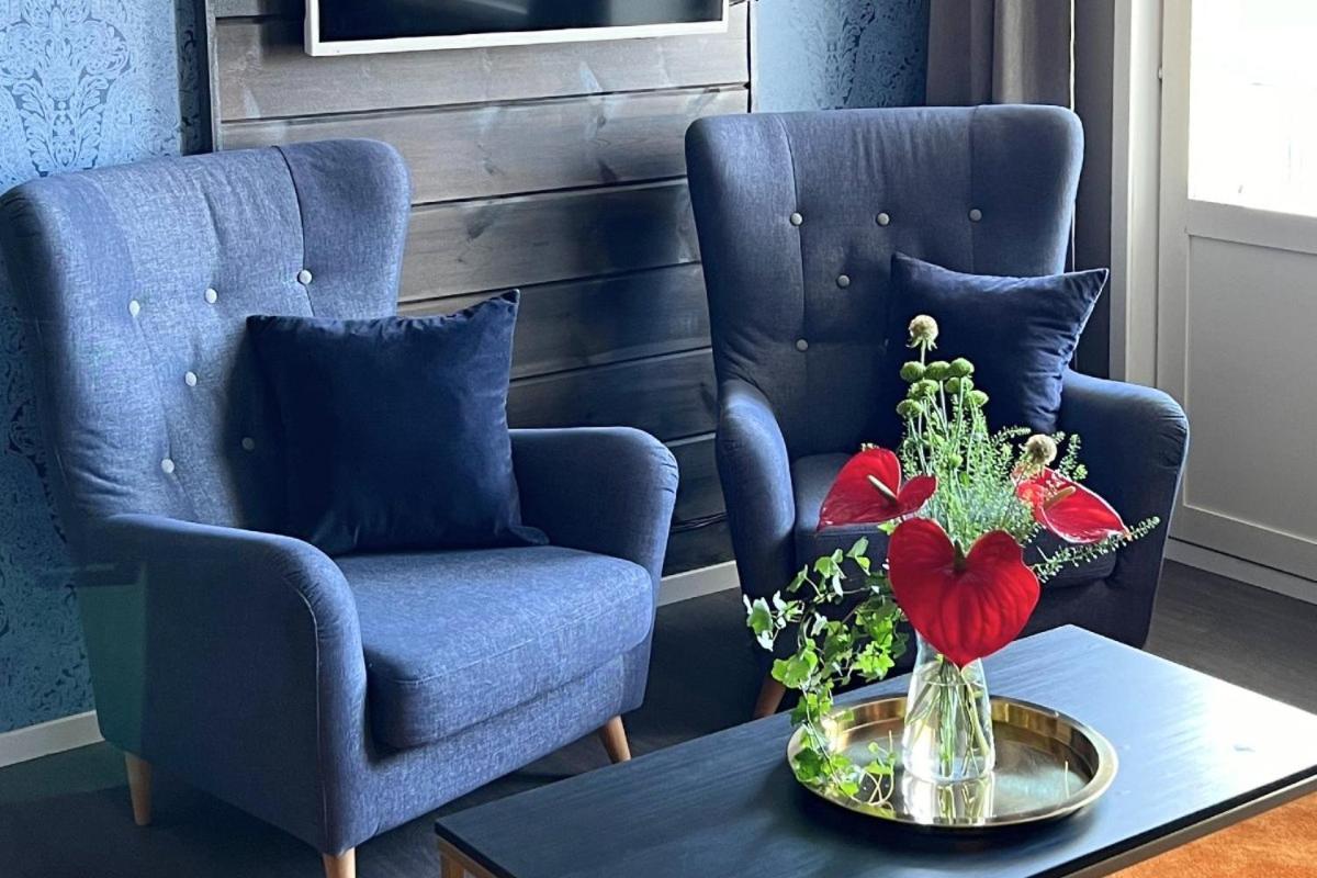רובניימי Hotel Golden Circle Suites מראה חיצוני תמונה