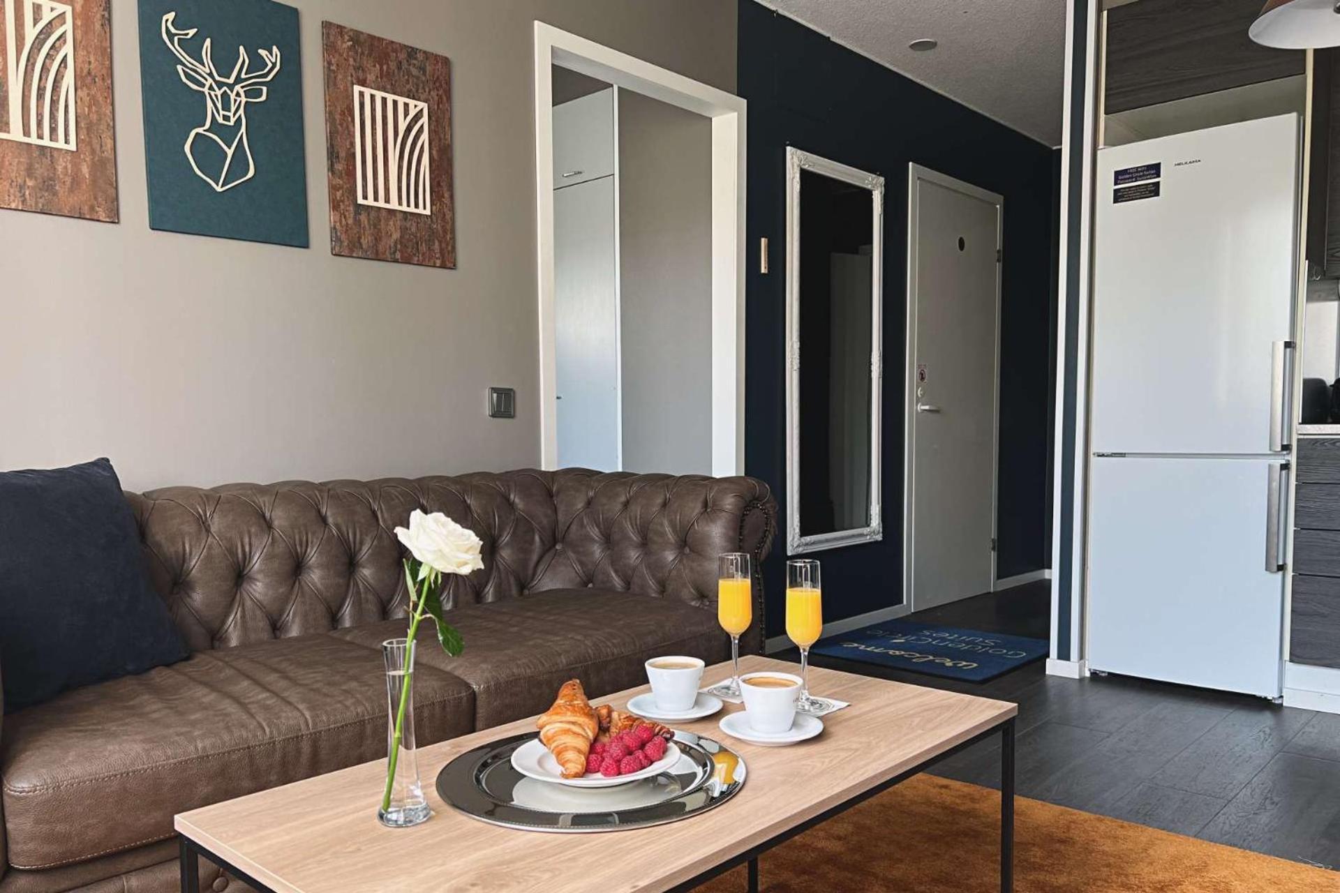 רובניימי Hotel Golden Circle Suites מראה חיצוני תמונה